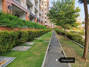 Property grounds - City Living in a Resort Setting (Taguig)