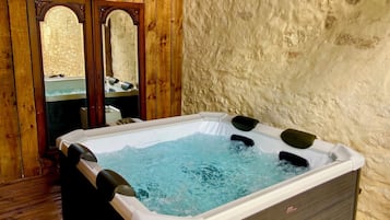 室外 Spa 池