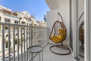Luma21 231 | Balcony