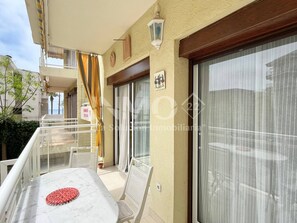 Outdoor dining - Apartament located in Regueral area  (Cambrils)