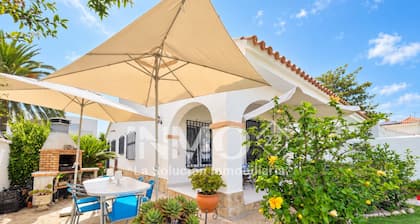 at Cambrils Mar area, nice house with garden