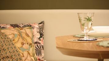 Exclusive Apartment | Dining