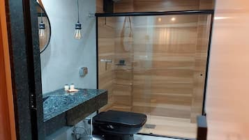 Business Studio | Bathroom