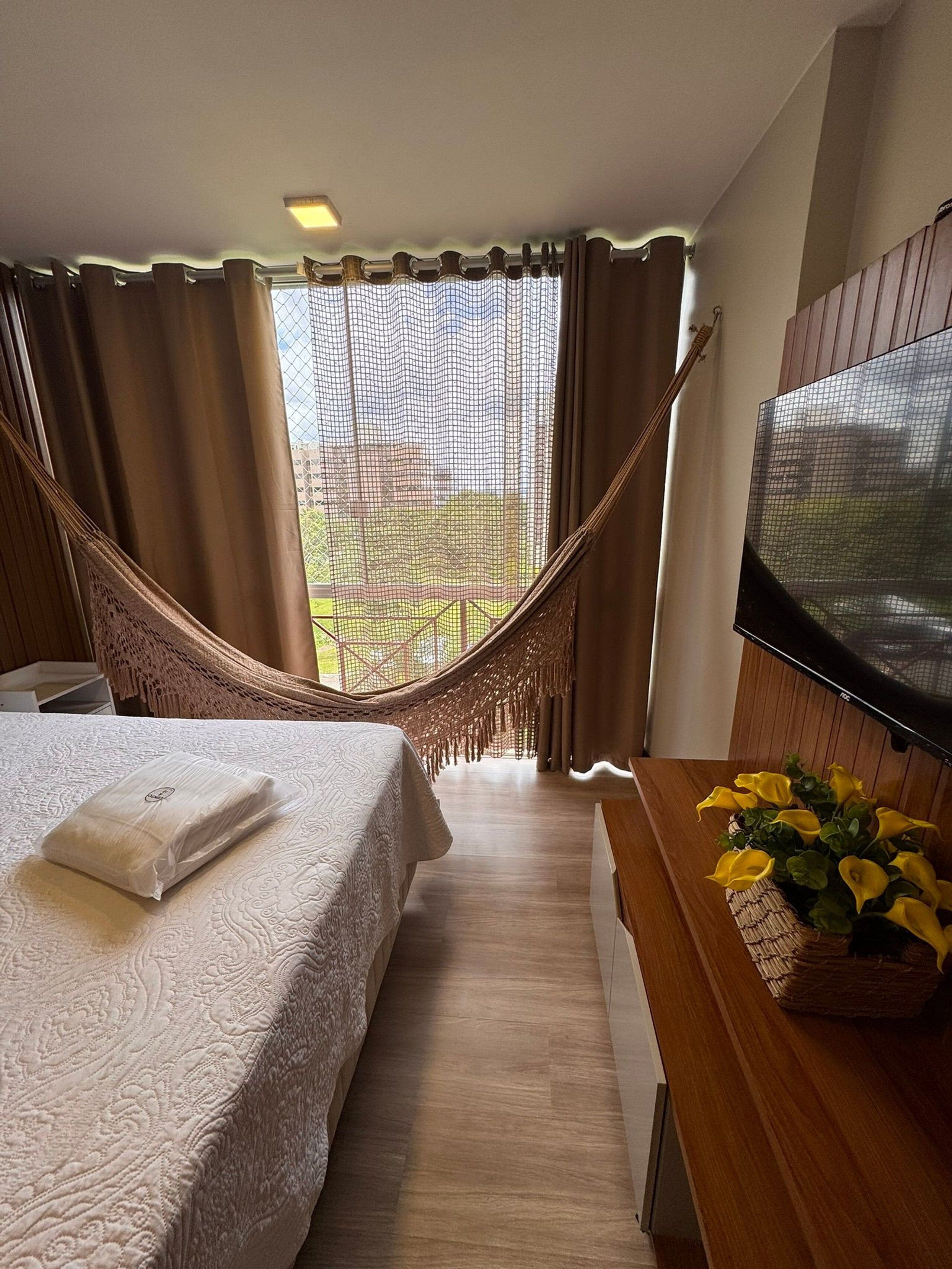 Apartment | Desk, blackout curtains, iron/ironing board, free WiFi