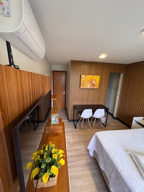Apartment | 1 bedroom, desk, blackout curtains, iron/ironing board