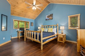 4 Schlafzimmer, Schreibtisch, Bügeleisen/Bügelbrett, Reisekinderbett