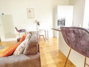 Apartment | Living area