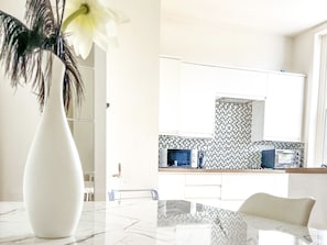 Apartment | Dining