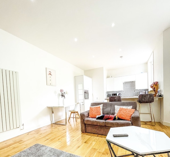 Apartment | Living area