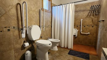 Douche, articles de toilette écologiques, sÚche-cheveux