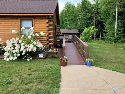 Tranquil Retreat or Romantic Getaway in Beautiful Upper Peninsula of Michigan.