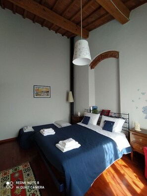 1 chambre, fer et planche à repasser, lit parapluie, Wi-Fi gratuit