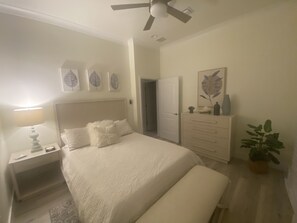 3 bedrooms, iron/ironing board, free WiFi, bed sheets - Deerfield Beach Vacation Home in "The Cove" (Deerfield Beach)