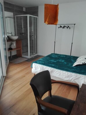2 Schlafzimmer, Bettwäsche