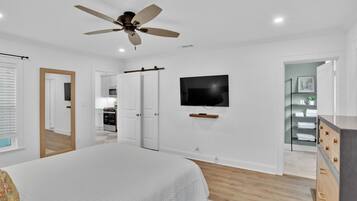 1 dormitorio, tabla de planchar con plancha, wifi gratis y ropa de cama