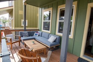 Terrace/patio - 2 Bedroom with dedicated office space at base of foothills and trails (Boulder)