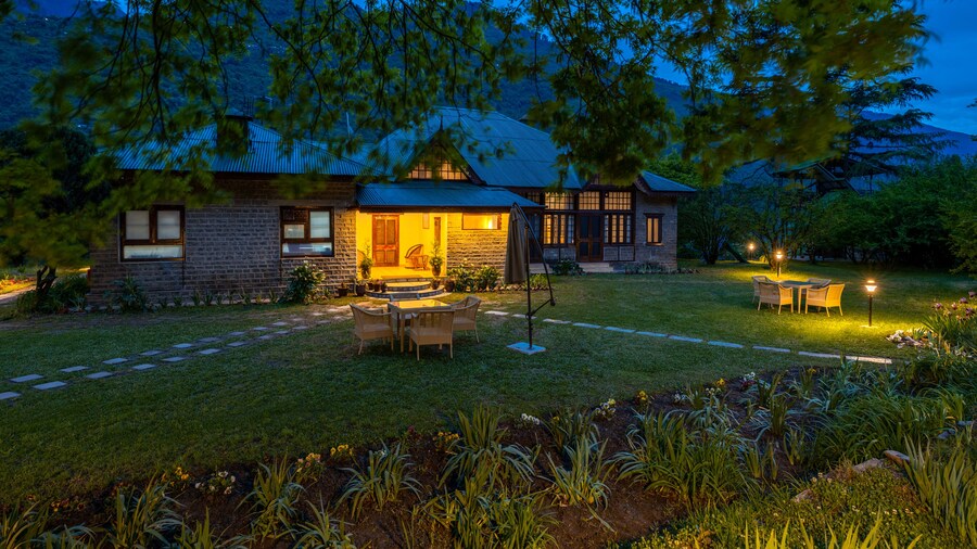 Amã Stays & Trails Ramgarh Heritage Villa , Manali