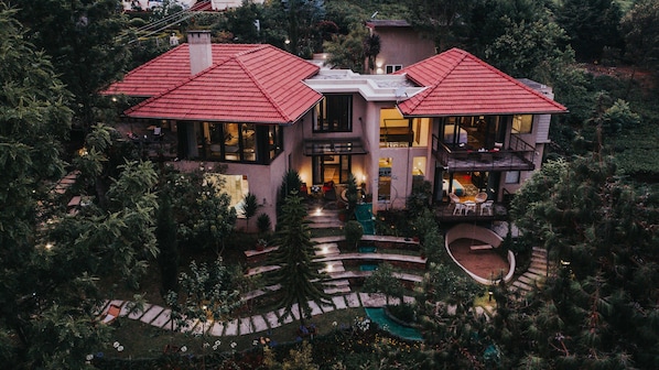 Voorkant van accommodatie