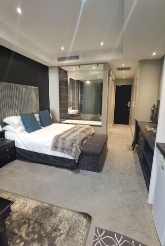 Executive apartment in the heart of Sandton
