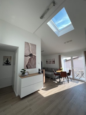 Interior - Aloha Paradies first beach line with direct sea view in new building, Glowe, Baltic Sea (Glowe)