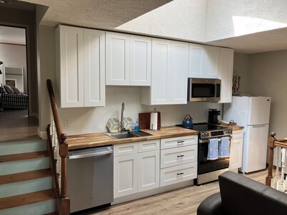 Enjoy a Boathouse on the Bay in the heart of Downtown Sandusky. 