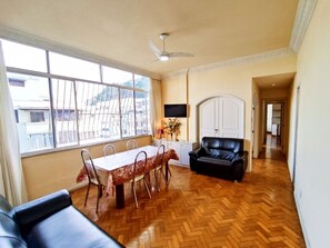 スマートテレビ