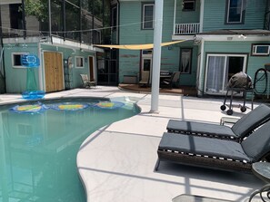 Piscine extérieure, piscine chauffée