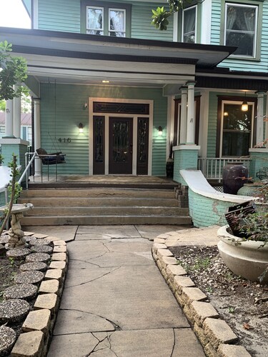 Vintage Montrose House with private pool and gated parking.