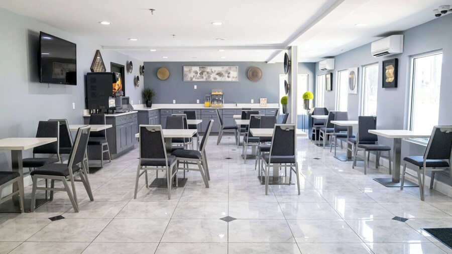 Days Inn By Wyndham College Park Atlanta Airport South