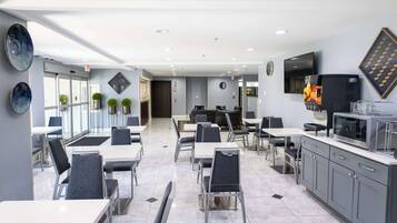 Desayuno continental incluido todos los días