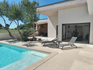 Piscine extérieure, piscine chauffée