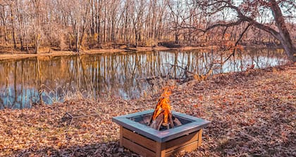 Escape to The Riverside Hideaway - A Cozy Cabin With River Views!