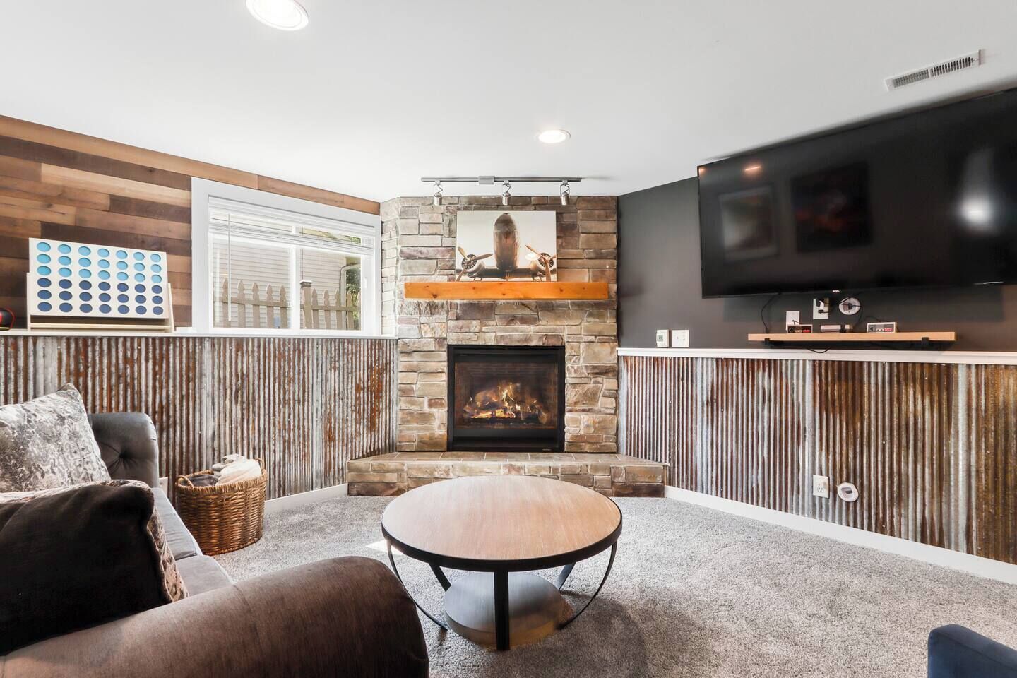 TV, fireplace, video games