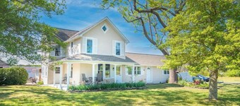 Old Farmhouse for Nature Lovers, 20 miles from OC