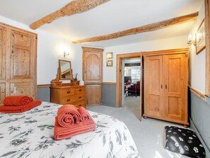 1 bedroom, free WiFi, bed sheets