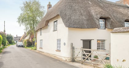 1 bedroom accommodation in Briantspuddle, near Wareham