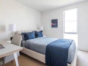 1 quarto, Wi-Fi de cortesia, roupa de cama