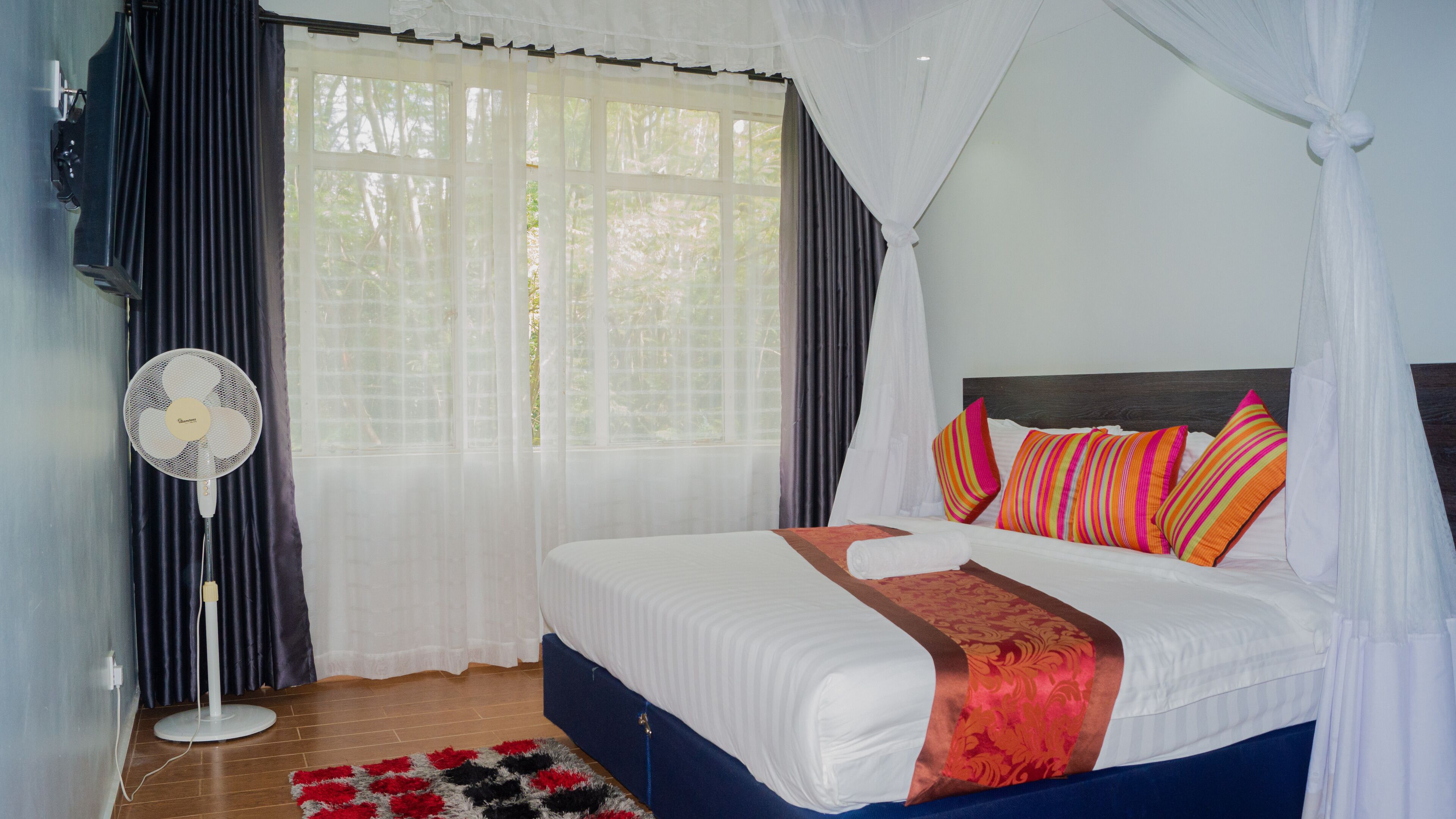 Executive Double Room | Free WiFi