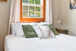 2 bedrooms, iron/ironing board, travel crib, free WiFi