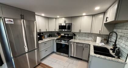 2 Bed Berkshire Getaway @ Stephentown Hotel