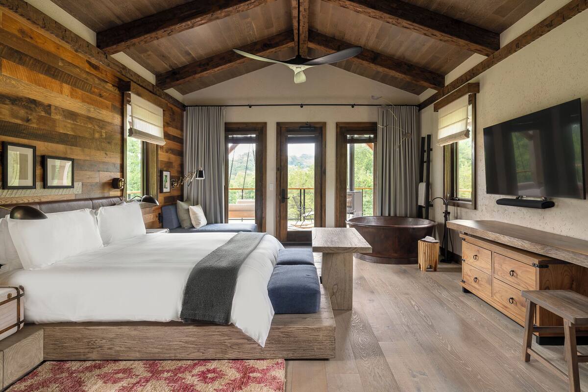 Cottage, 1 Bedroom (Arbor) | Frette Italian sheets, premium bedding, down duvets, in-room safe