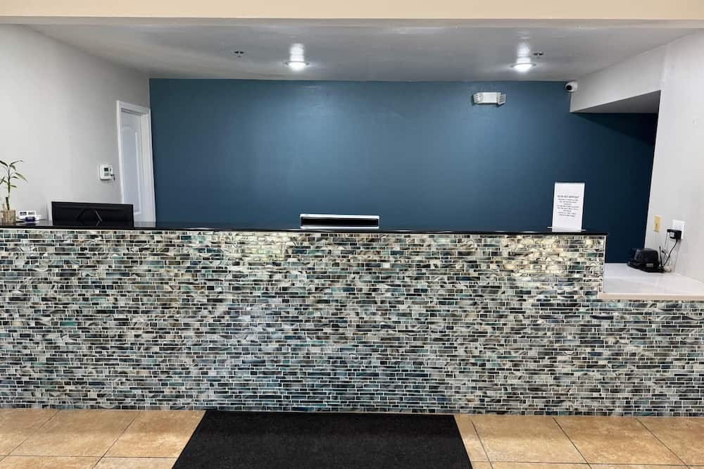 Executive Inn and Suites Baker