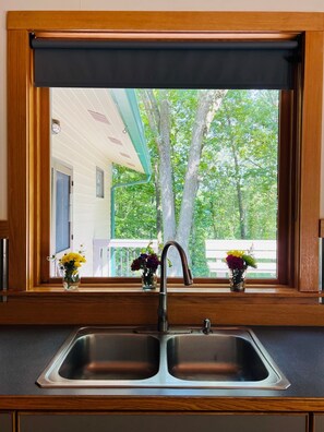 Interior - Hawk Ridge Retreat - Athens County Getaway (Athens)