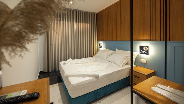 Standard Double Room | Desk, soundproofing, WiFi (free) - Aglon Twin's Hotel (Vlorë)