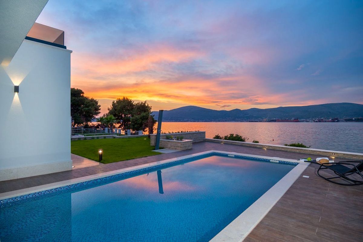 Indoor pool, a heated pool