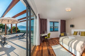 6 Schlafzimmer, Bügeleisen/Bügelbrett, Internetzugang, Bettwäsche