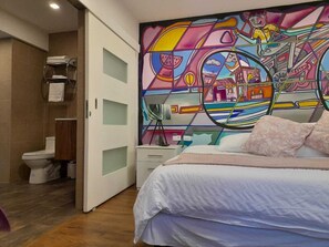 Suite studio Deluxe | Literie de qualité, couette en duvet, lit avec matelas Select Comfort