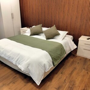 Business Double Room | Premium bedding, down comforters, Select Comfort beds