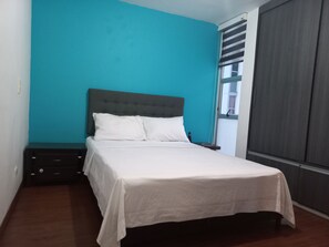2 Schlafzimmer, Bügeleisen/Bügelbrett, kostenloses WLAN, Bettwäsche