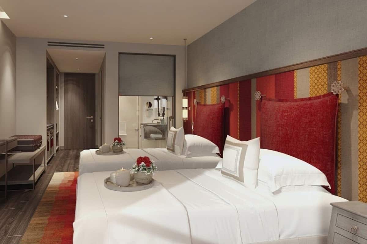 Executive Room, 1 Bedroom, Partial Ocean View, Sea Facing | 2 bedrooms, premium bedding, down comforters, Tempur-Pedic beds